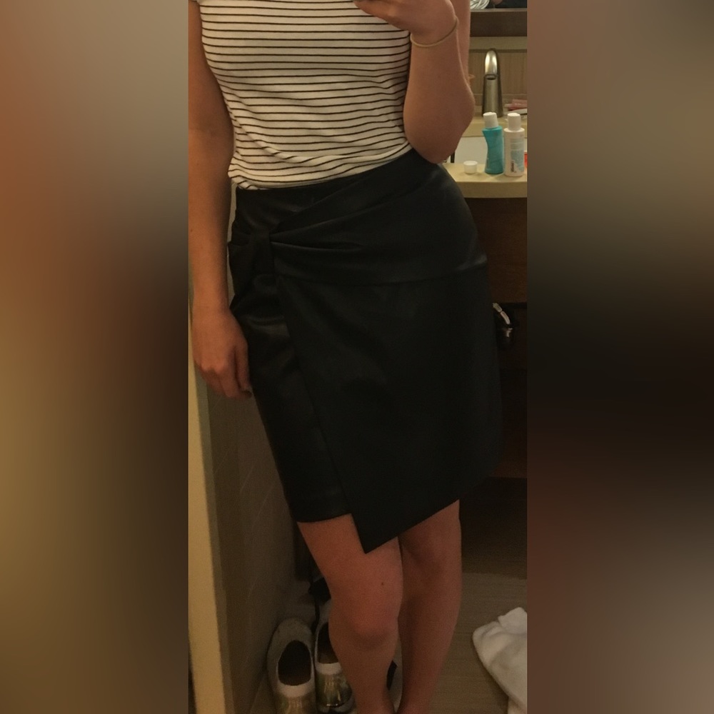 Club Monaco vegan leather side twist faux-wrap skirt. Size 2